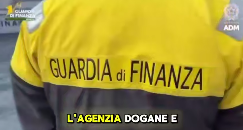 Італія заарештувала судно з металом, що прибуло з російського порту